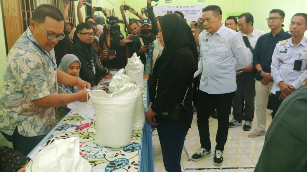 Penyaluran Bantuan Pangan Dimulai di Polowijen, Jatah 30 Kilogram untuk 54.820 Warga Kota Malang