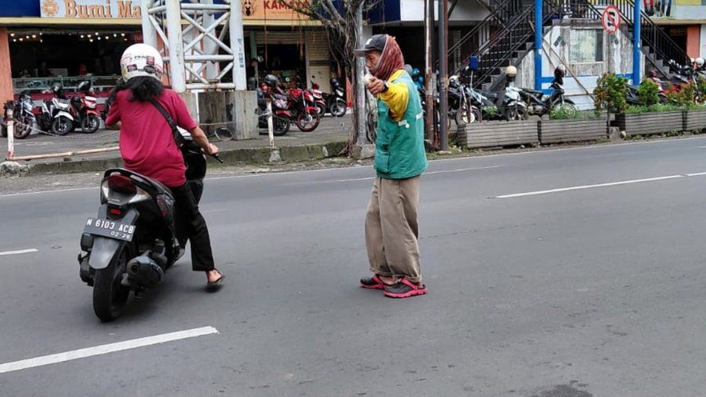 Petugas parkir Kota Malang